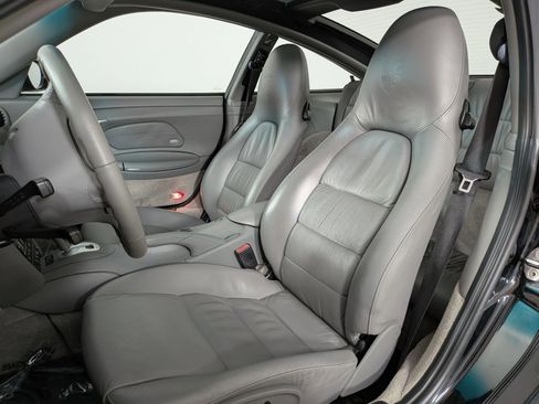 Used 2003 Porsche 911 Targa RWD image 5