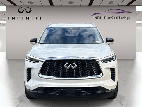 Certified 2024 INFINITI QX60 Luxe w/ Vision Package image 2