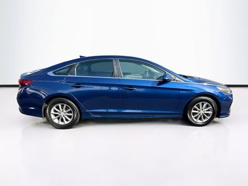Used 2018 Hyundai Sonata SE w/ Cargo Package FWD image 8