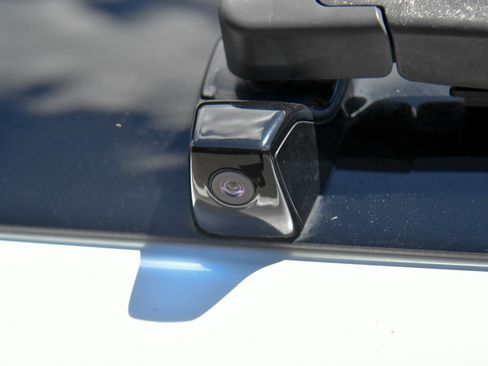 Used 2022 Kia Niro EX Premium FWD image 39