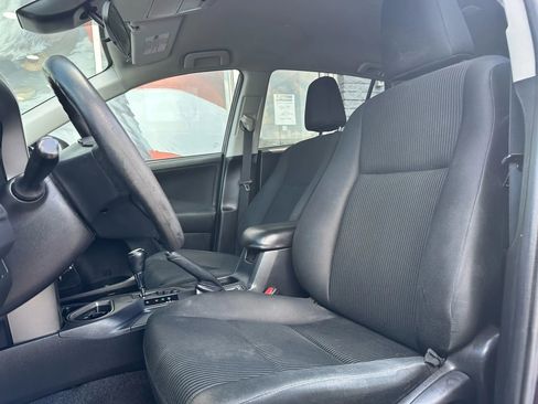 Used 2017 Toyota RAV4 LE w/ All Weather Liner Package image 10