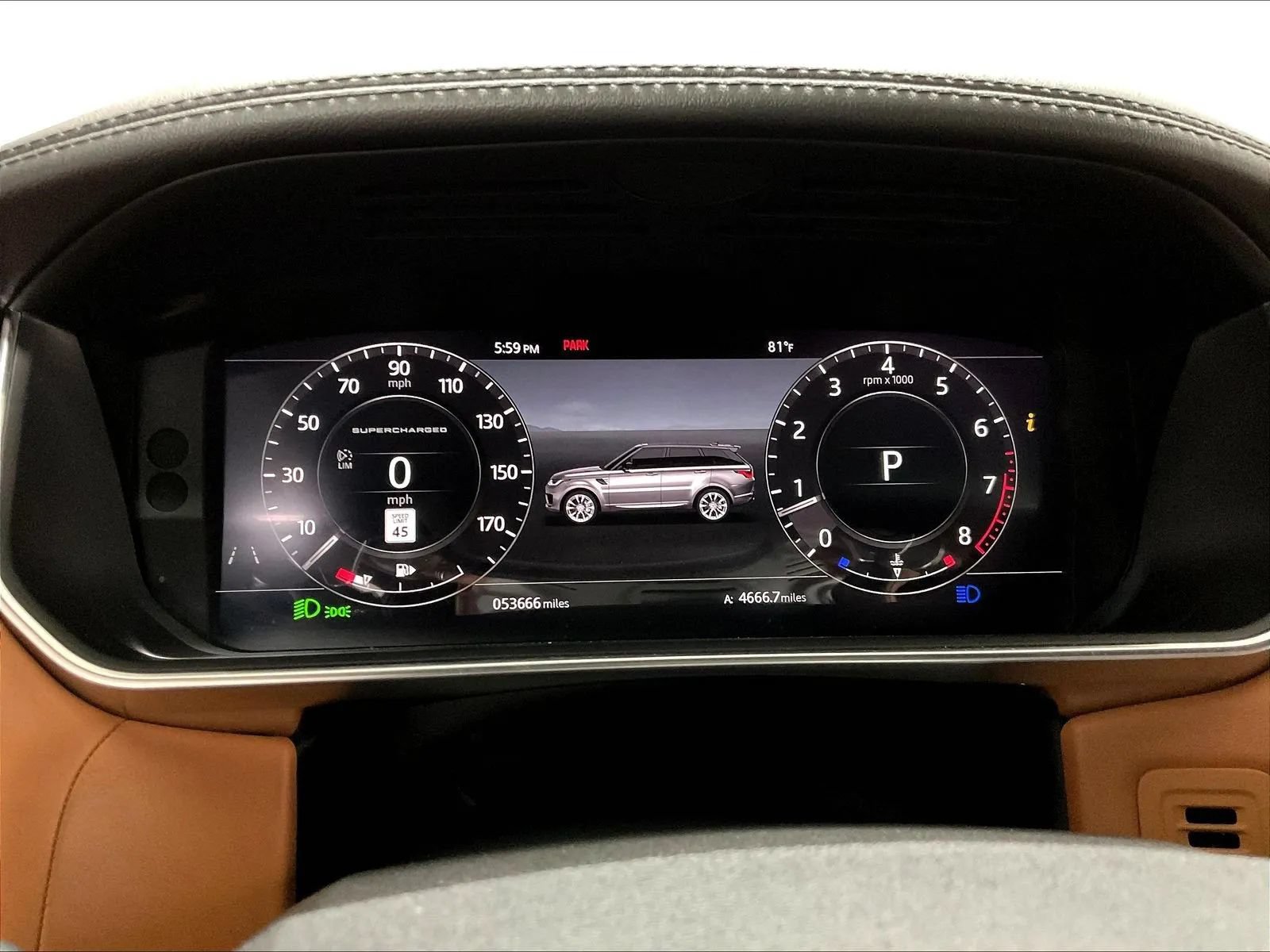 Used 2018 Land Rover Range Rover Sport Supercharged AWD/4WD image 31