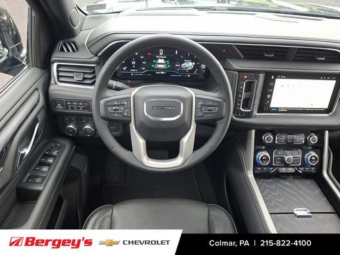 Certified 2023 GMC Yukon Denali AWD/4WD image 15