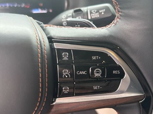 Used 2022 Jeep Grand Cherokee Summit w/ Adv Protech Group IV image 18