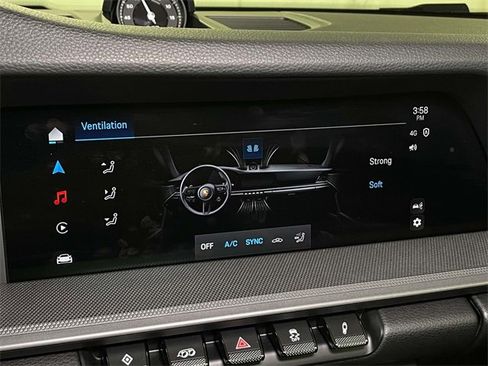 Used 2025 Porsche 911 Carrera image 25