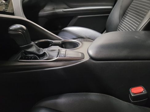 Used 2023 Toyota Camry SE FWD image 26