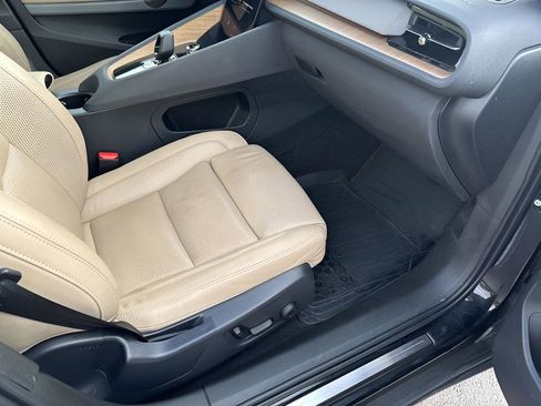 Used 2021 Polestar Polestar 2 image 16