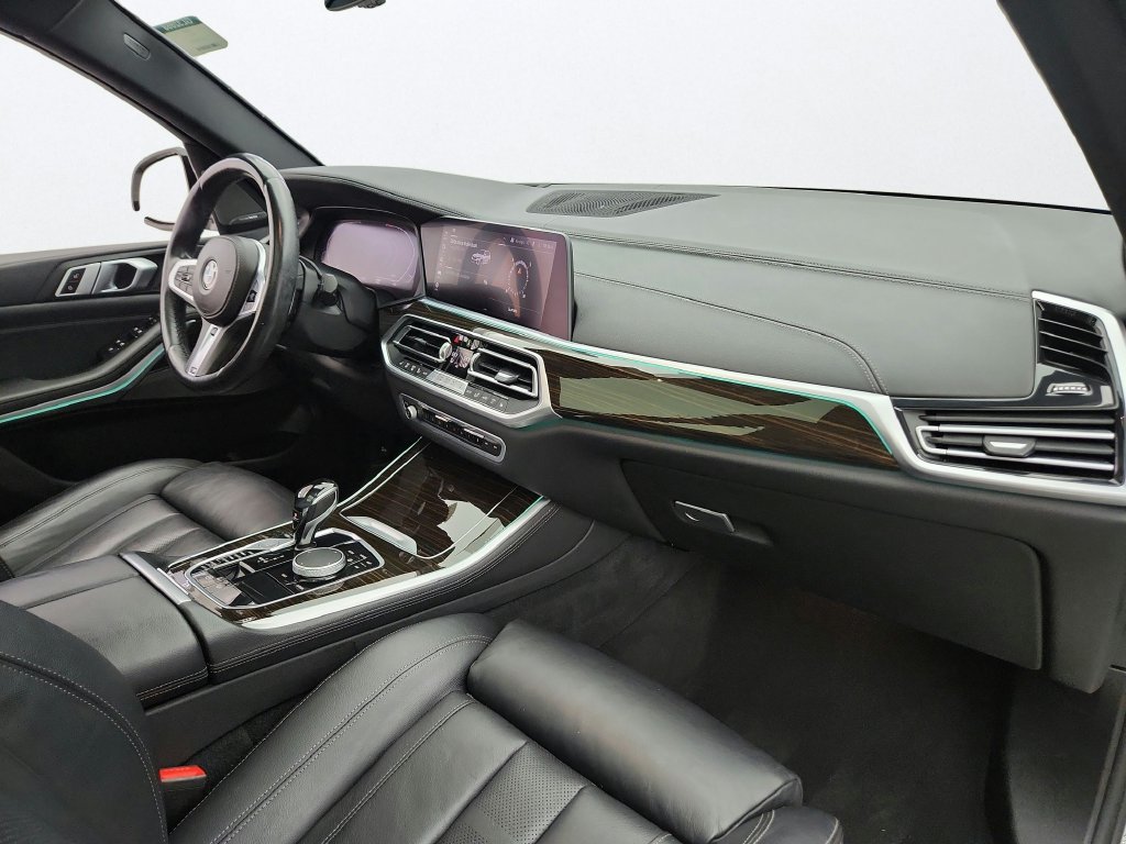 Used 2020 BMW X5 xDrive40i w/ M Sport Package AWD/4WD image 34