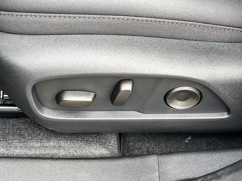 New 2026 Chevrolet Equinox LT w/ Convenience Package II image 20