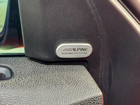 Used 2016 Dodge Charger R/T w/ Plus Group image 25