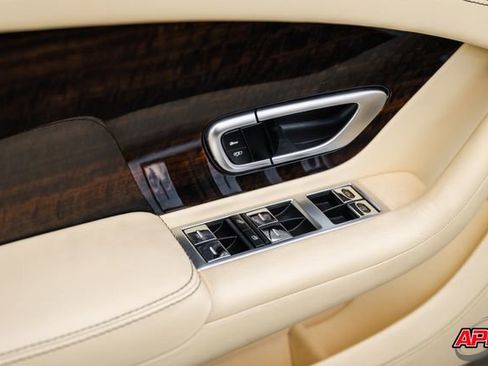 Used 2015 Bentley Continental GT image 62