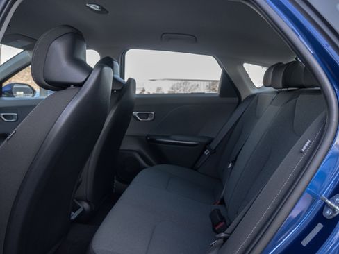 New 2025 Kia K4 LXS image 22