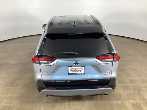 Used 2023 Toyota RAV4 XSE AWD/4WD image 11