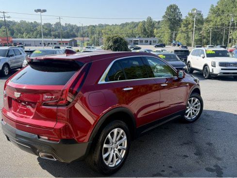 Used 2019 Cadillac XT4 Luxury FWD image 4