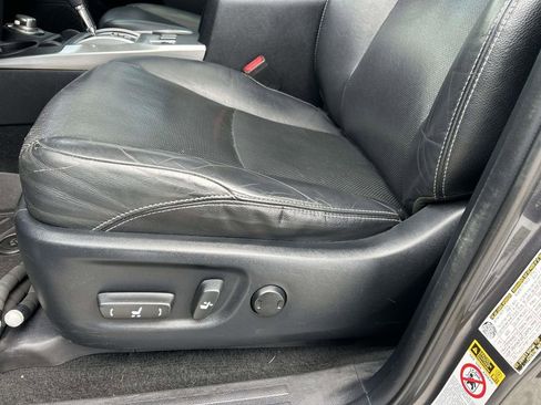 Used 2016 Toyota 4Runner Limited image 17