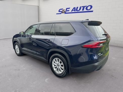 Used 2025 Toyota Grand Highlander AWD Hybrid image 3