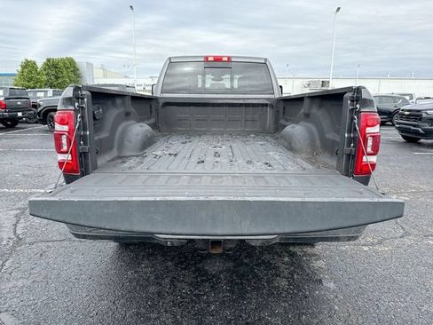 Used 2024 RAM 3500 Big Horn w/ Level 2 Equipment Group AWD/4WD image 24