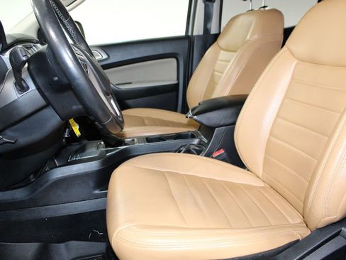 Used 2019 Ford Ranger XLT w/ Equipment Group 301A Mid image 16