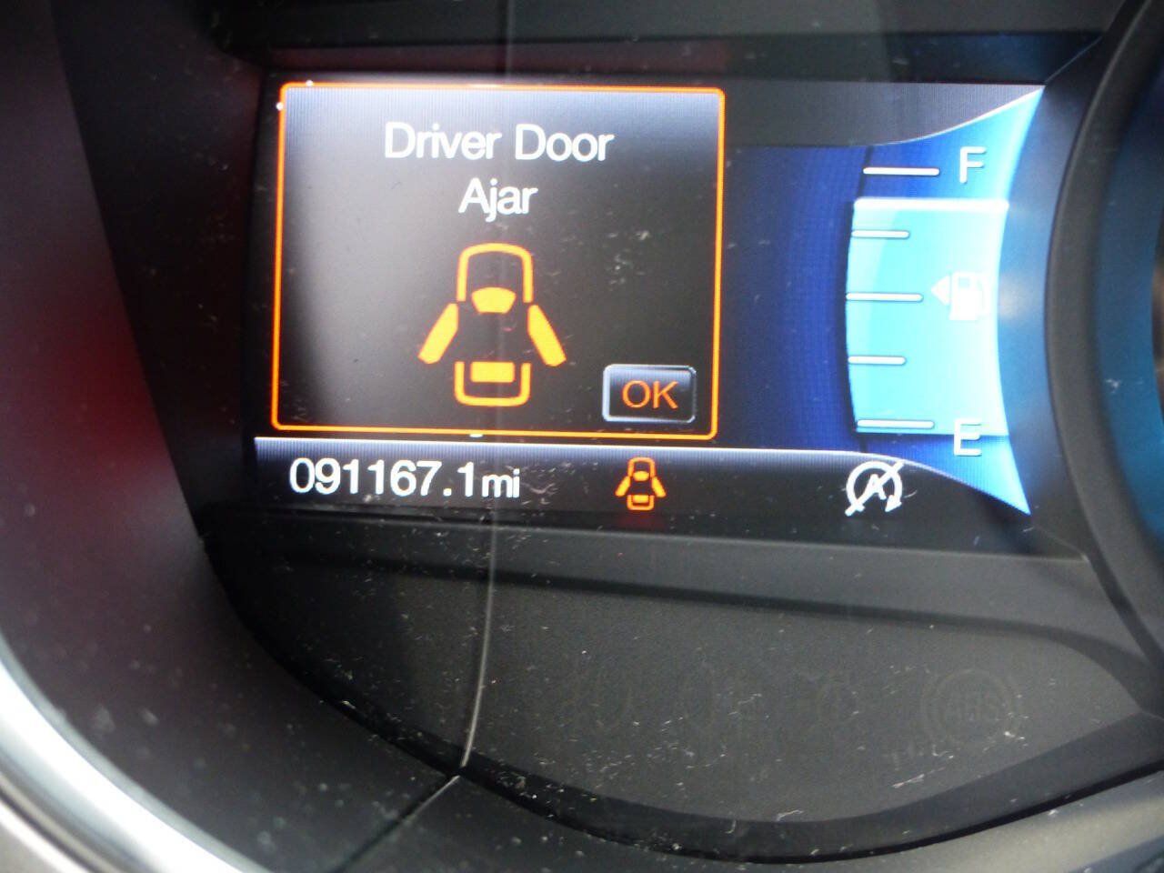 Used 2020 Ford Fusion SE FWD image 39