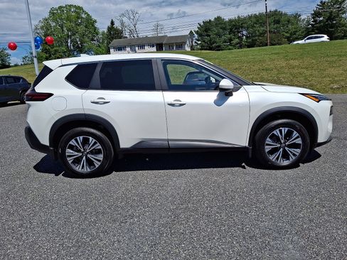 Used 2023 Nissan Rogue SV AWD/4WD image 7