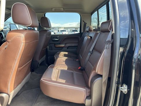 Used 2018 Chevrolet Silverado 2500 High Country w/ Duramax Plus Package image 5