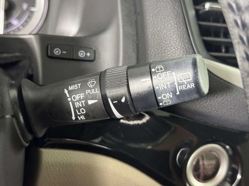 Used 2017 Honda Pilot Touring image 23