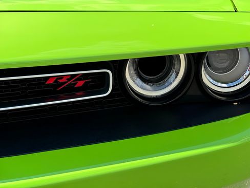 Used 2015 Dodge Challenger R/T Plus RWD image 33