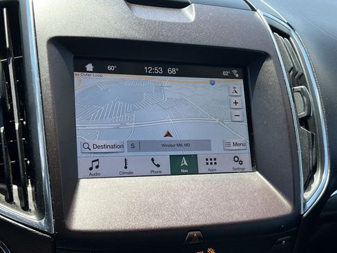 Used 2019 Ford Edge Titanium w/ Equipment Group 301A FWD image 20