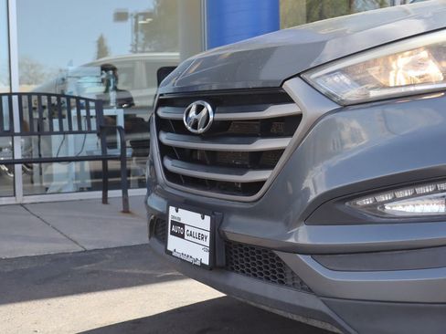 Used 2016 Hyundai Tucson SE w/ Option Group 12 AWD/4WD image 25