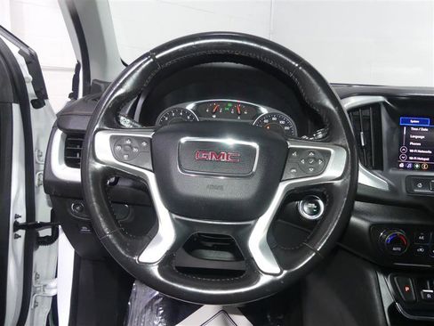 Used 2020 GMC Terrain SLE w/ Driver Convenience Package image 30
