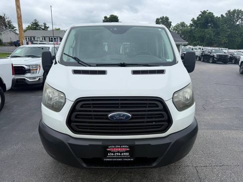 Used 2017 Ford Transit 150 130 Low Roof RWD image 3