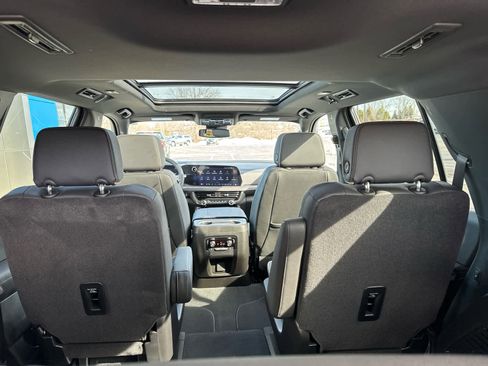 New 2026 Chevrolet Tahoe Premier w/ Sun And Tow Package AWD/4WD image 19