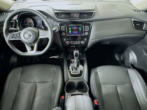 Used 2020 Nissan Rogue SL w/ Premium Package AWD/4WD image 24