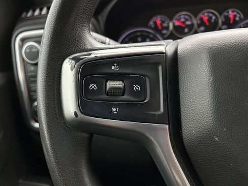 Used 2021 Chevrolet Silverado 2500 LT w/ Z71 Off-Road Package image 12