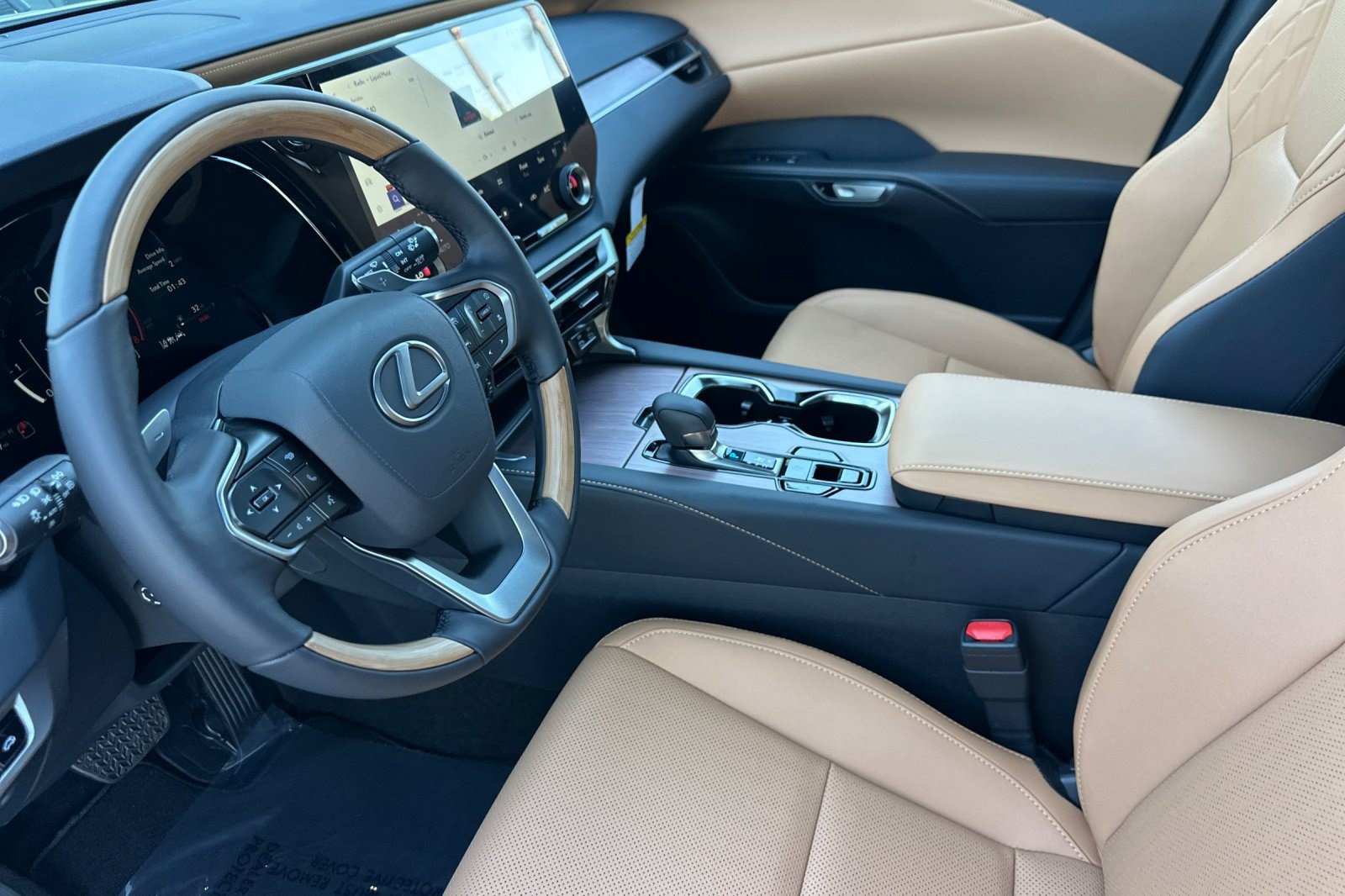 New 2026 Lexus RX 350 Premium w/ Accessory Package (2T) FWD image 4