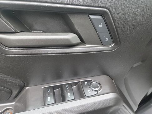 Used 2023 Chevrolet Colorado W/T RWD image 13