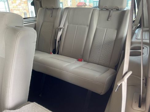 Used 2012 Ford Expedition XL image 15