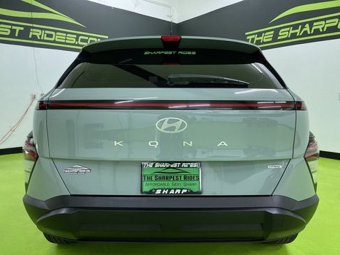 Used 2024 Hyundai Kona SE image 8