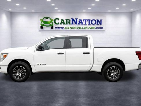 Used 2023 Nissan Titan SV AWD/4WD image 3
