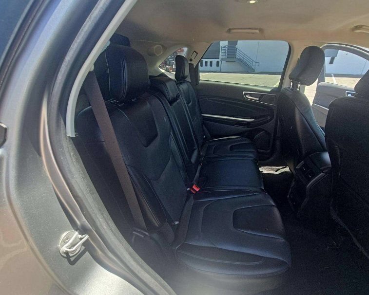 Used 2022 Ford Edge Titanium w/ Equipment Group 301A AWD/4WD image 15