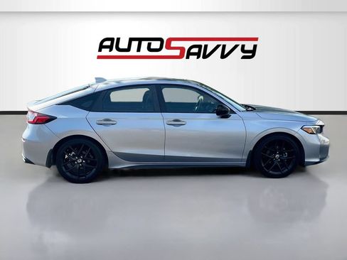 Used 2025 Honda Civic Sport image 8