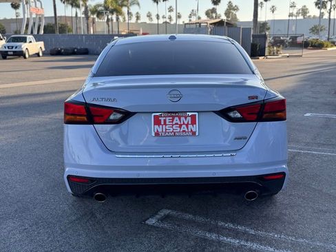Certified 2023 Nissan Altima 2.5 SR image 7