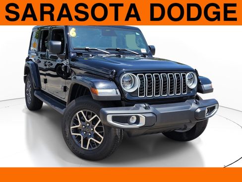 Used 2026 Jeep Wrangler Unlimited Sahara AWD/4WD image 1