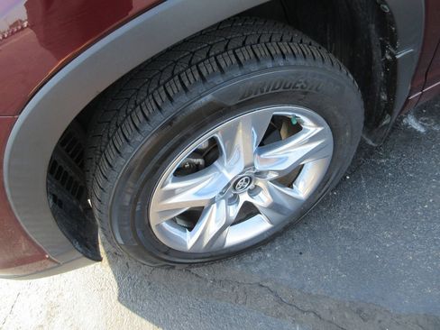 Used 2019 Toyota Highlander Limited AWD/4WD image 14