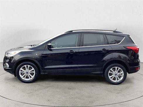 Used 2019 Ford Escape SEL image 2