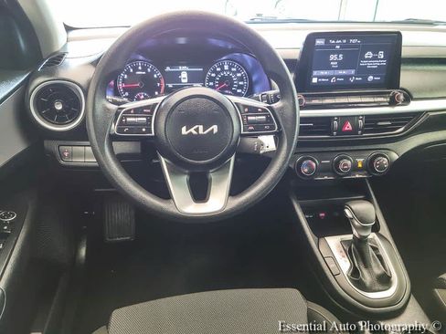 Used 2024 Kia Forte LXS FWD image 13