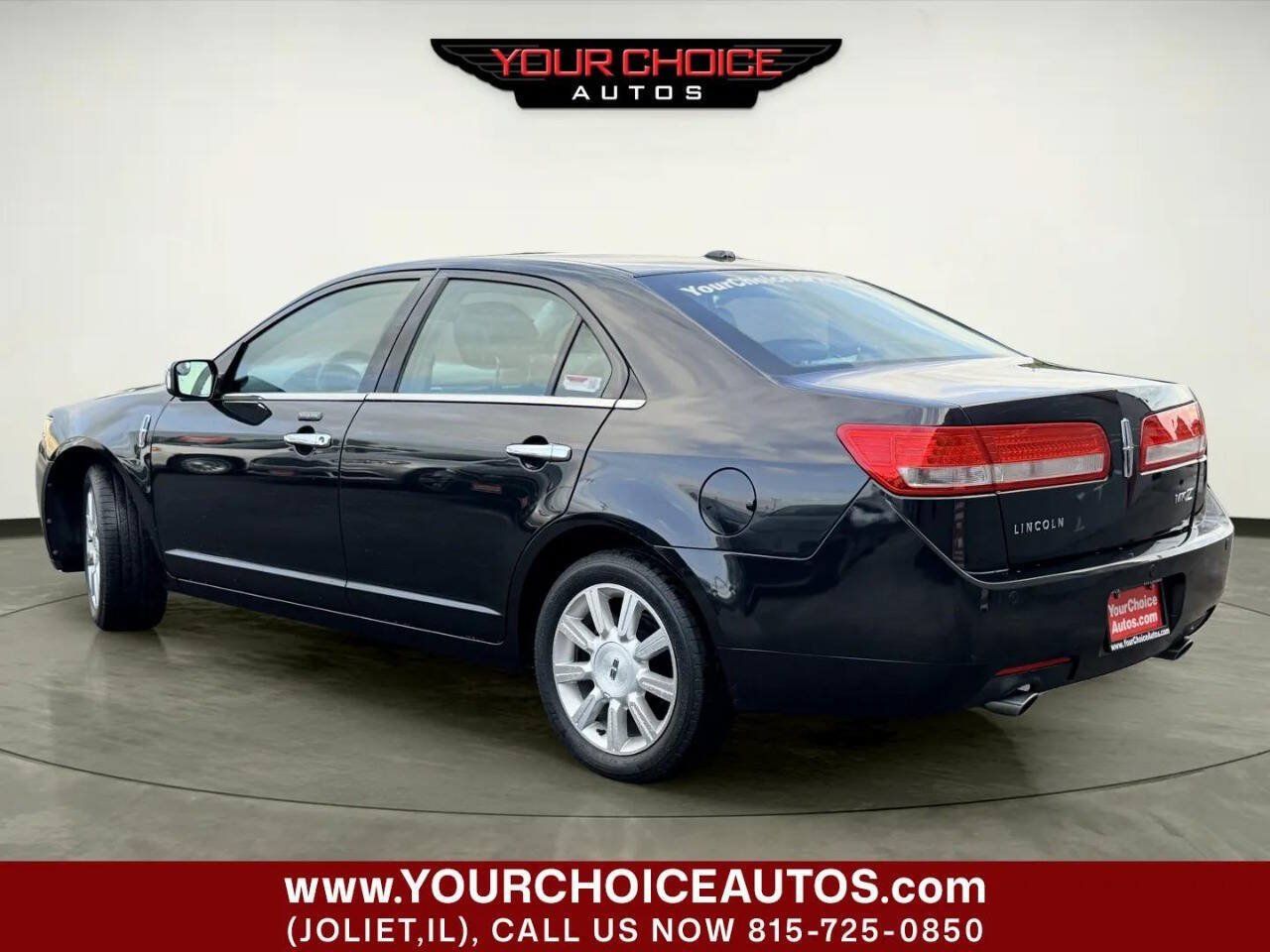Used 2012 Lincoln MKZ FWD image 3