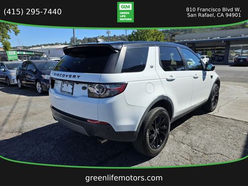 Used 2017 Land Rover Discovery Sport HSE AWD/4WD image 4