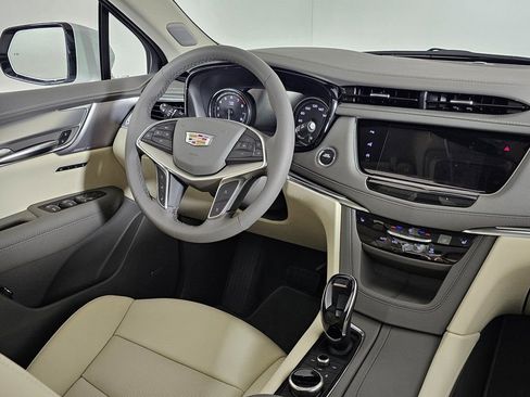 New 2025 Cadillac XT5 Premium Luxury w/ Technology Package image 3