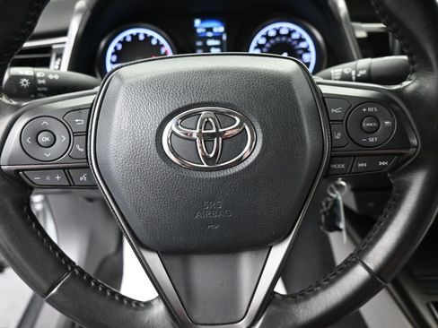 Used 2023 Toyota Camry SE image 21